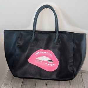 Vegan Tote with Pink Lips